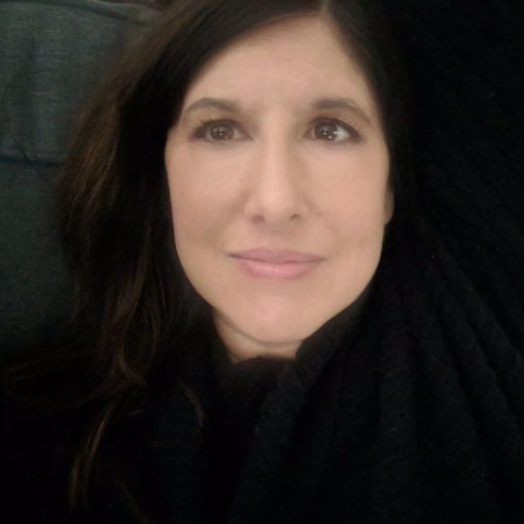 Meet your Posher, Jenee - Picture 1 of 1